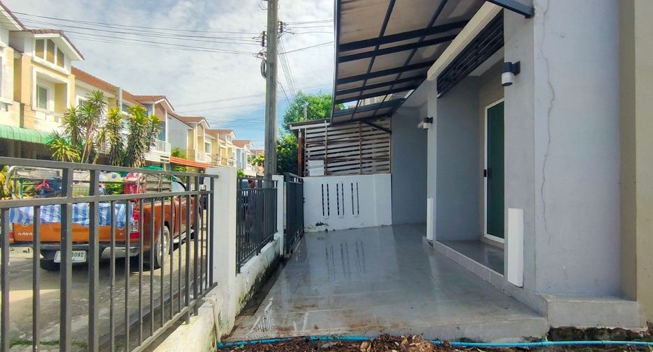 For sale 2 bedrooms townhouse in Lat Krabang, Bangkok