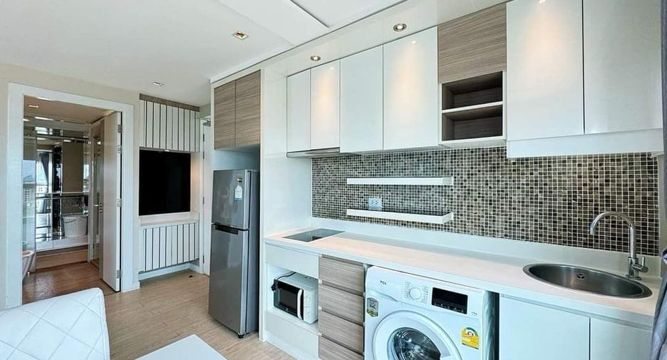 For rent and for sale 1 bed condo in Bang Lamung, Chonburi