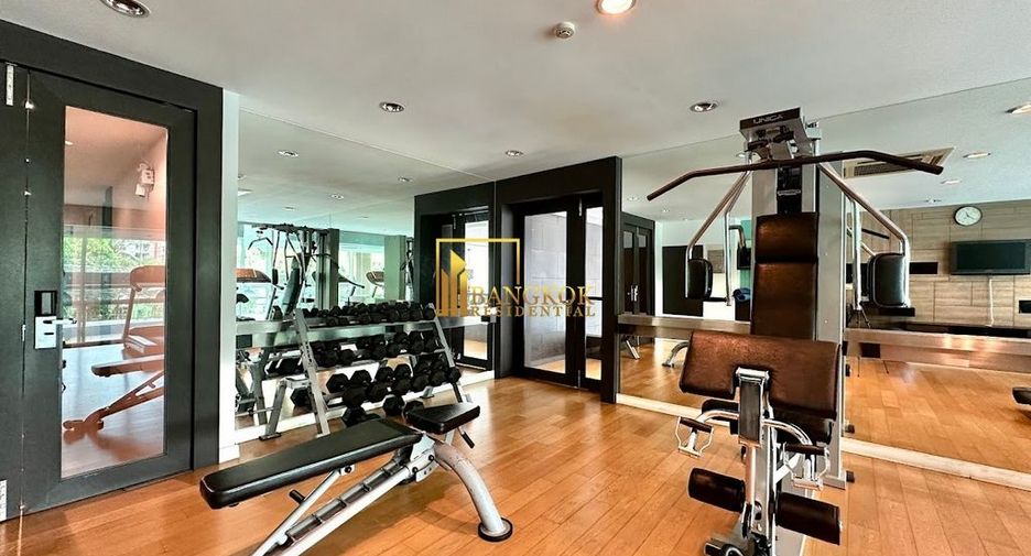For rent 2 bedrooms condo in Watthana, Bangkok