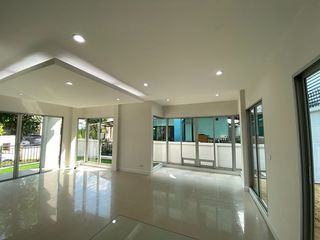 For sale 3 bedrooms house in Prawet, Bangkok