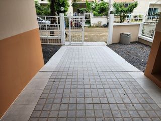 Casa en venta de 3 habitaciones en Khlong Sam Wa, Bangkok