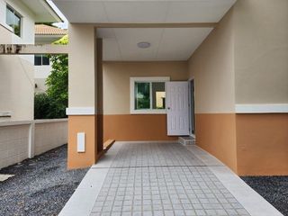 Casa en venta de 3 habitaciones en Khlong Sam Wa, Bangkok