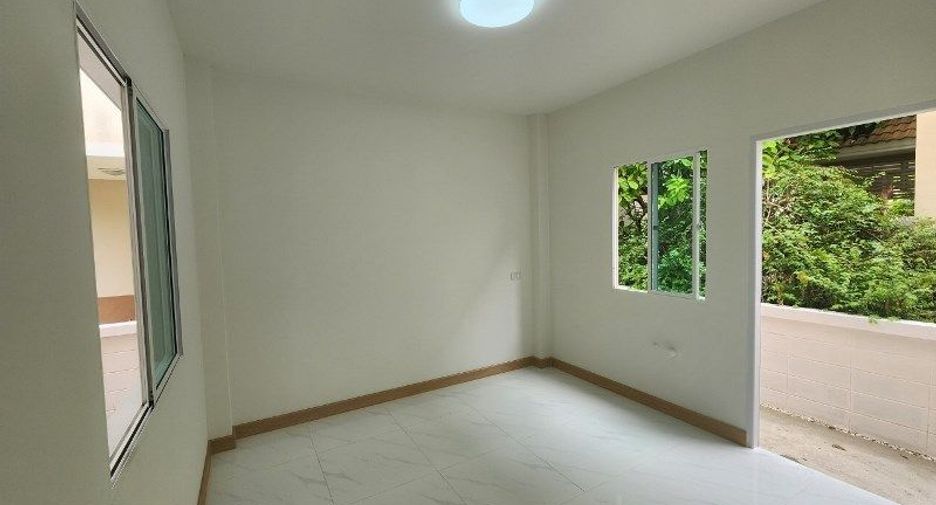 Casa en venta de 3 habitaciones en Khlong Sam Wa, Bangkok