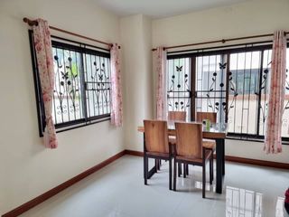 Haus zur Miete und zum Kauf mit 3 Zimmer in Bang Lamung, Chonburi