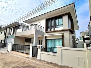 For Rent 3 Bedroom House In Si Racha, Chonburi