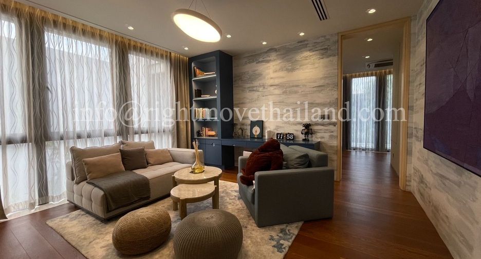 Haus zum Kauf mit 4 Zimmer in Suan Luang, Bangkok