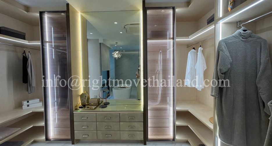 Haus zum Kauf mit 4 Zimmer in Suan Luang, Bangkok