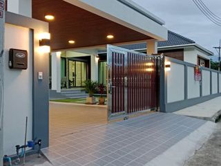 For sale 3 bedrooms villa in Bang Lamung, Chonburi