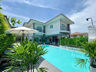 For sale 5 bedrooms villa in Bang Lamung, Chonburi