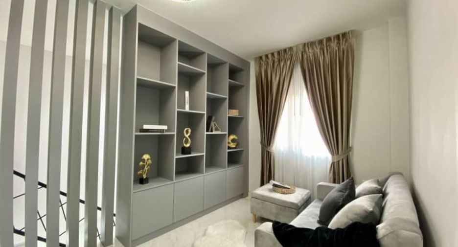 Villa zum Kauf mit 5 Zimmer in Bang Lamung, Chonburi