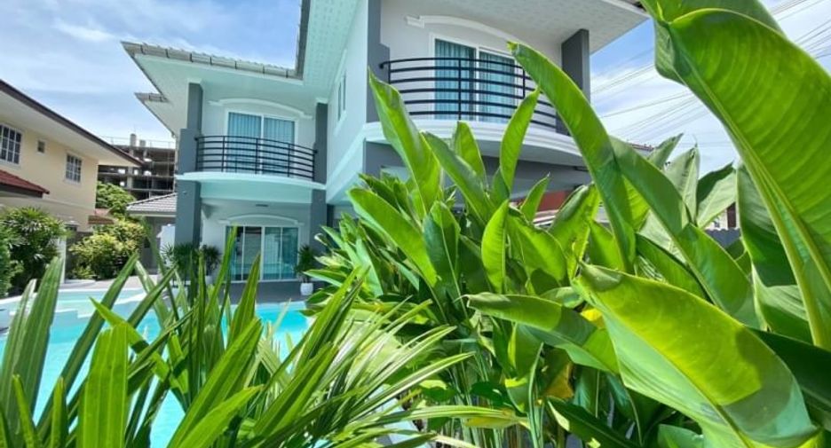 Villa zum Kauf mit 5 Zimmer in Bang Lamung, Chonburi