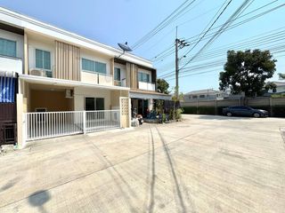 For sale 3 bed townhouse in Min Buri, Bangkok