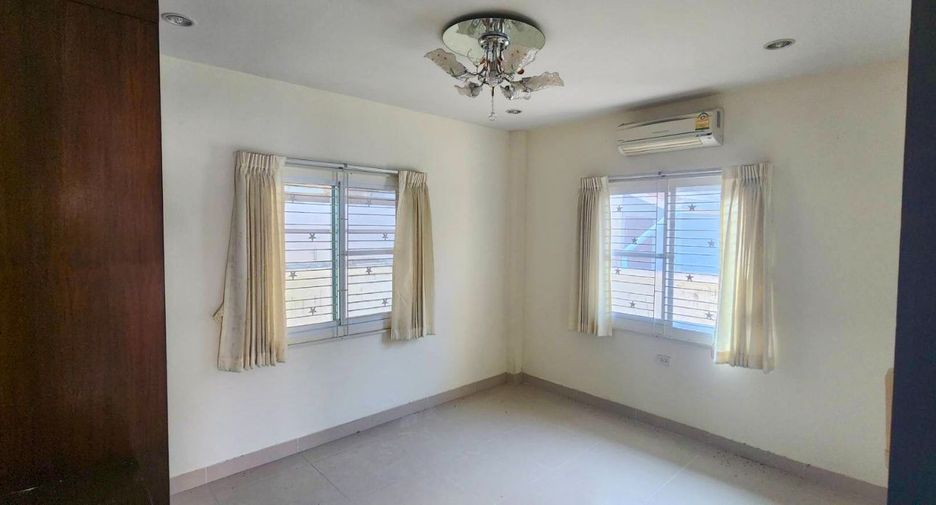 For sale 2 bedrooms house in Mueang Chachoengsao, Chachoengsao