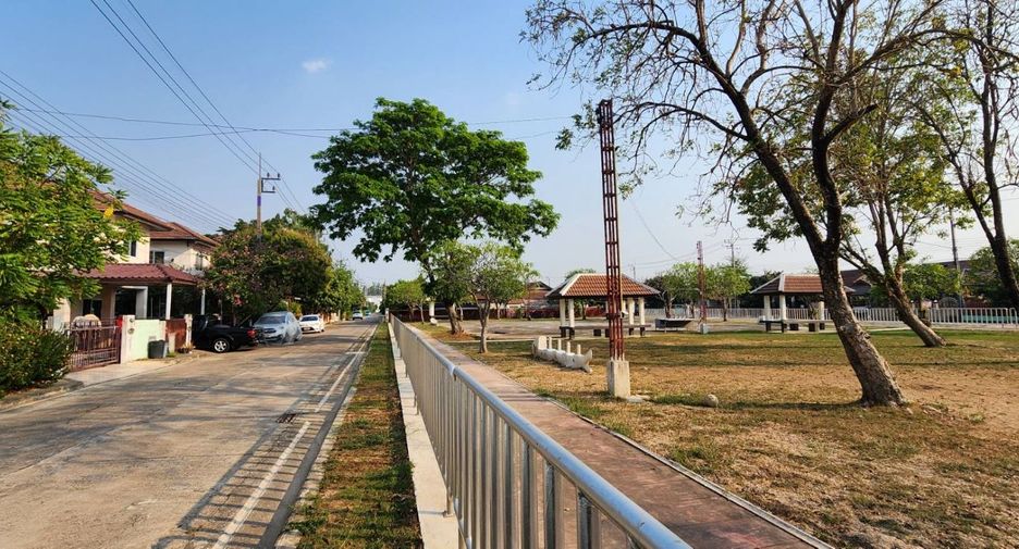 For sale 2 bedrooms house in Mueang Chachoengsao, Chachoengsao