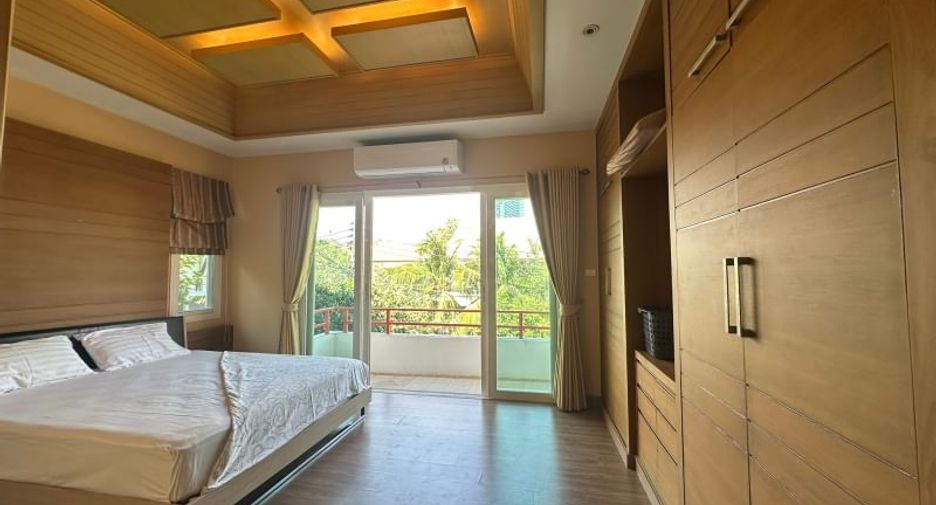 For rent 3 bedrooms house in Mueang Chon Buri, Chonburi