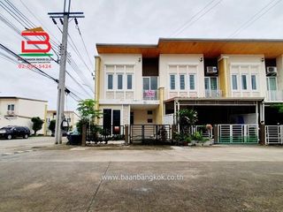 For Rent 3 Bedroom Townhouse In Lat Krabang, Bangkok