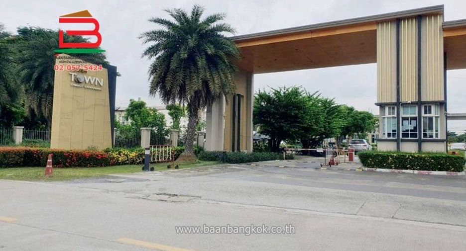 ให้เช่า และ ขาย 3 ห้องนอน ทาวน์เฮ้าส์ ใน ลาดกระบัง, กรุงเทพฯ