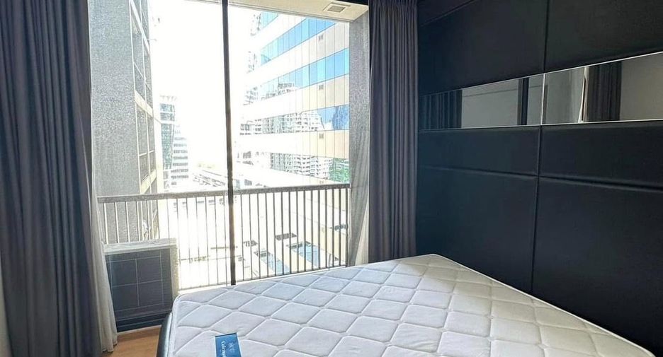Condo en alquiler de 1 habitaciones en Sathon, Bangkok