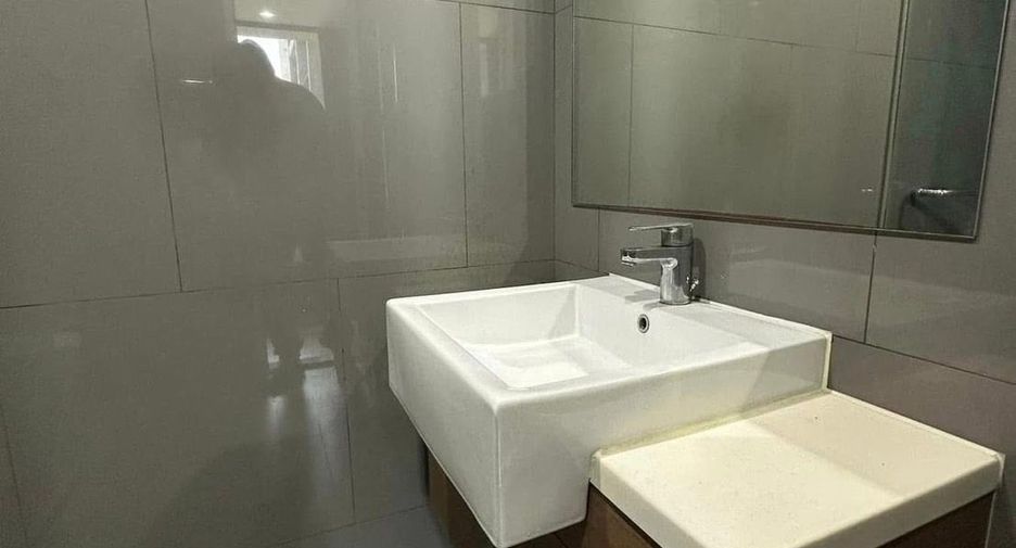 Condo en alquiler de 1 habitaciones en Sathon, Bangkok