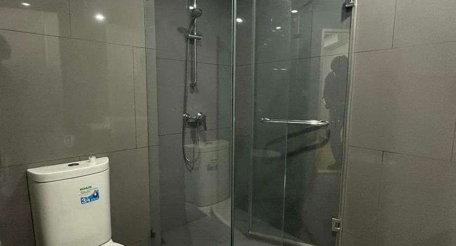 Condo en alquiler de 1 habitaciones en Sathon, Bangkok