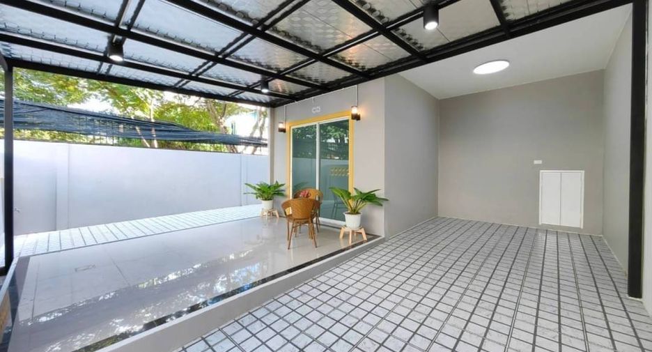 For sale 3 Beds townhouse in Bang Bua Thong, Nonthaburi