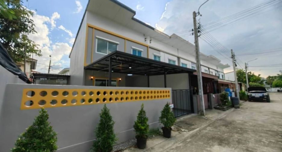For sale 3 Beds townhouse in Bang Bua Thong, Nonthaburi