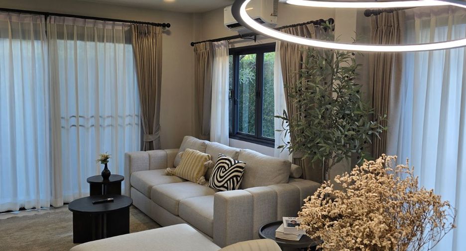 For rent 4 bedrooms house in Bang Phli, Samut Prakan