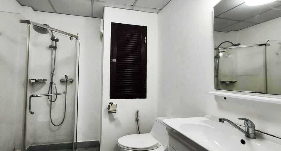 For sale 2 bedrooms condo in Mueang Rayong, Rayong