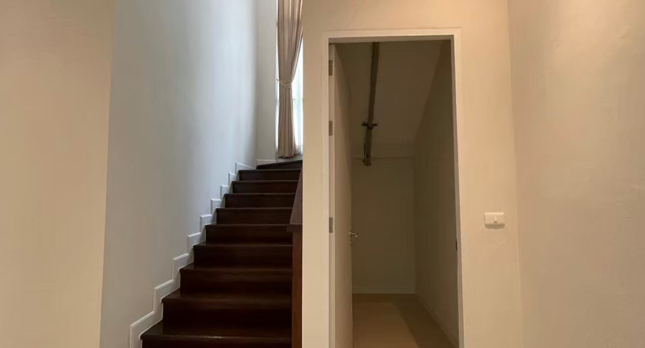 Casa en alquiler de estudio en Pak Kret, Nonthaburi
