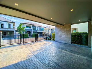 For sale 4 Beds house in Lat Krabang, Bangkok