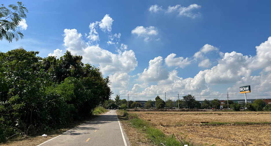 À vendre terrain à Mueang Lampang, Lampang