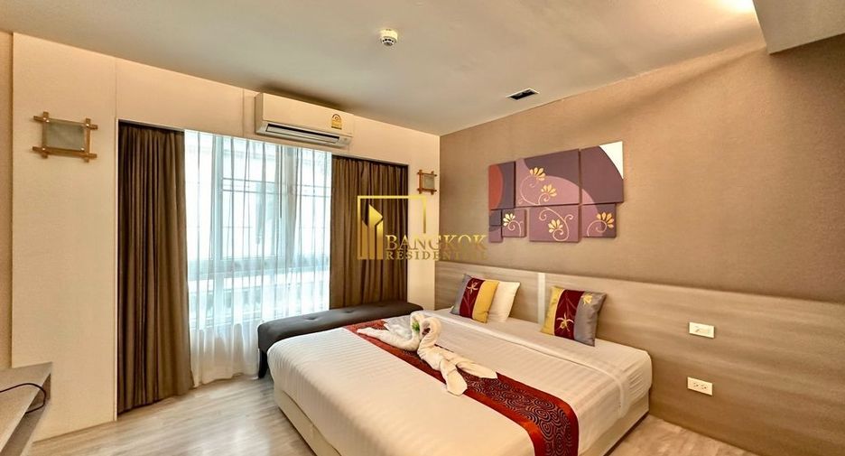 For rent 1 bed serviced apartment in Watthana, Bangkok