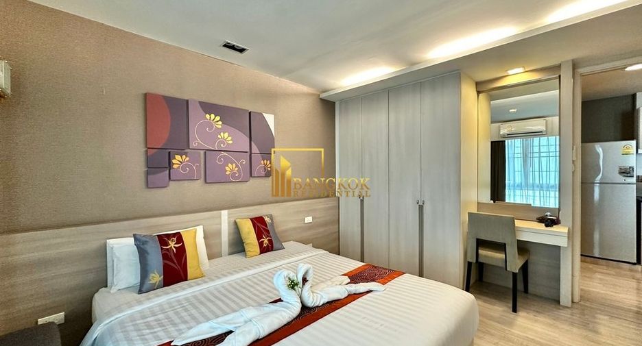 For rent 1 bed serviced apartment in Watthana, Bangkok