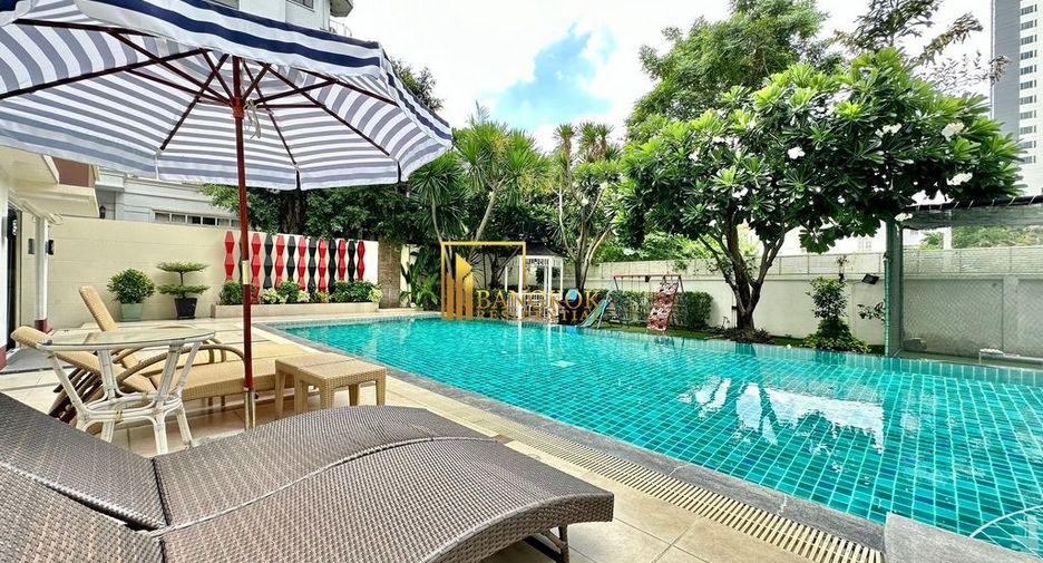 For rent 1 bed serviced apartment in Watthana, Bangkok