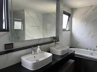 出租 4 卧室 独立屋 在 Bang Phli, Samut Prakan
