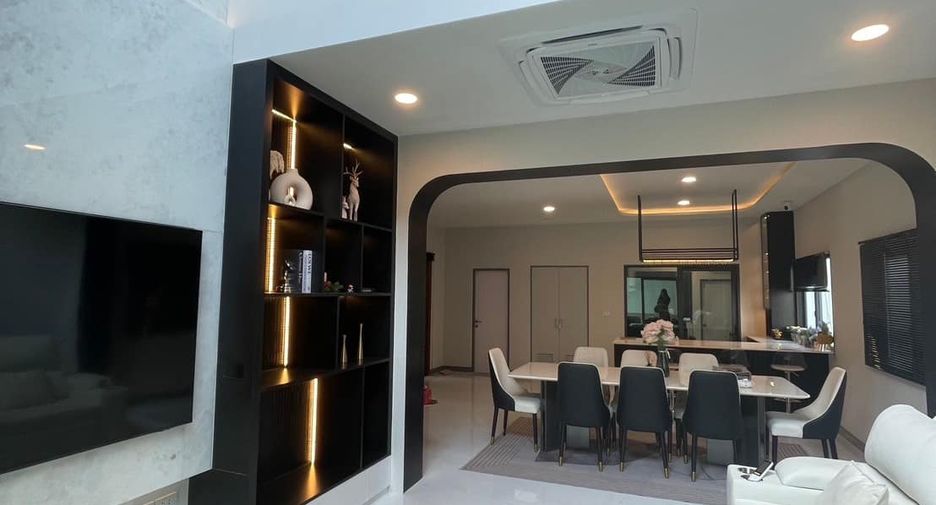 For rent 4 bedrooms house in Bang Phli, Samut Prakan