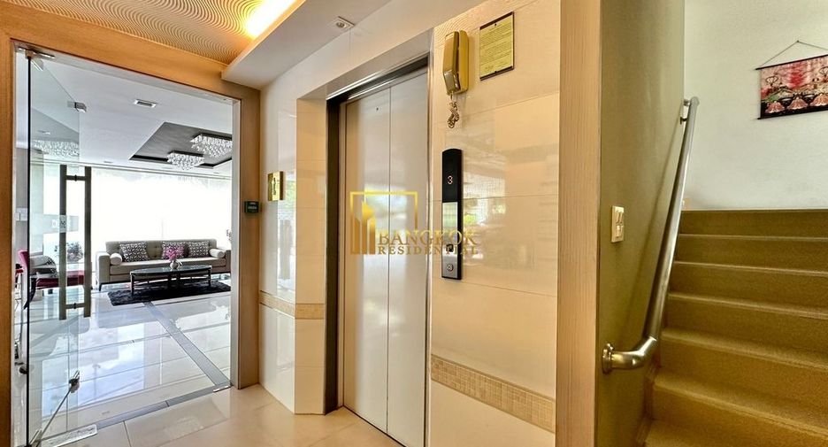 For rent 2 bedrooms serviced apartment in Watthana, Bangkok
