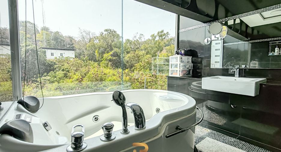 For sale 2 Beds condo in Pratumnak, Pattaya