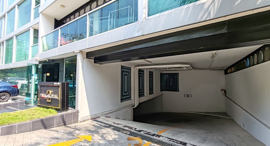 For sale 2 Beds condo in Pratumnak, Pattaya