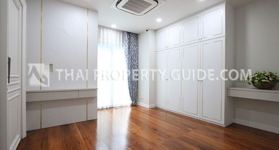 À vendre 4 chambres maison à Prawet, Bangkok