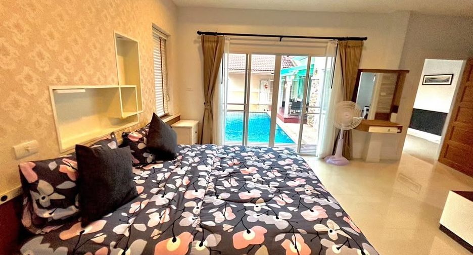 Villa zur Miete und zum Kauf mit 3 Zimmer in Bang Lamung, Chonburi
