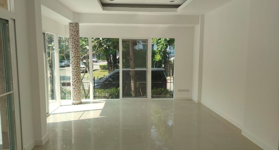 À vendre 5 chambres maison à Thung Khru, Bangkok