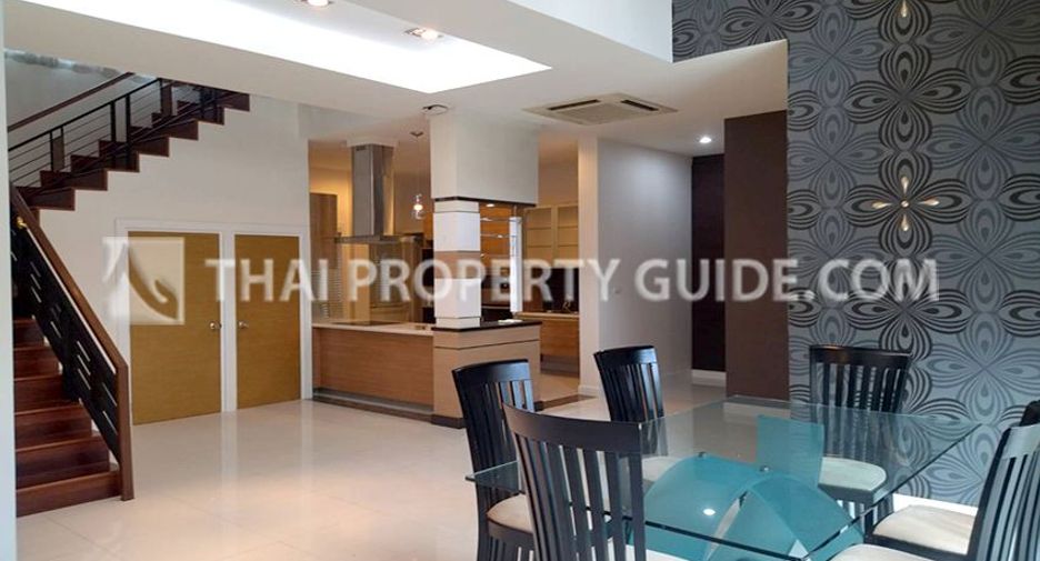 Villa en alquiler y en venta de 4 habitaciones en Prawet, Bangkok