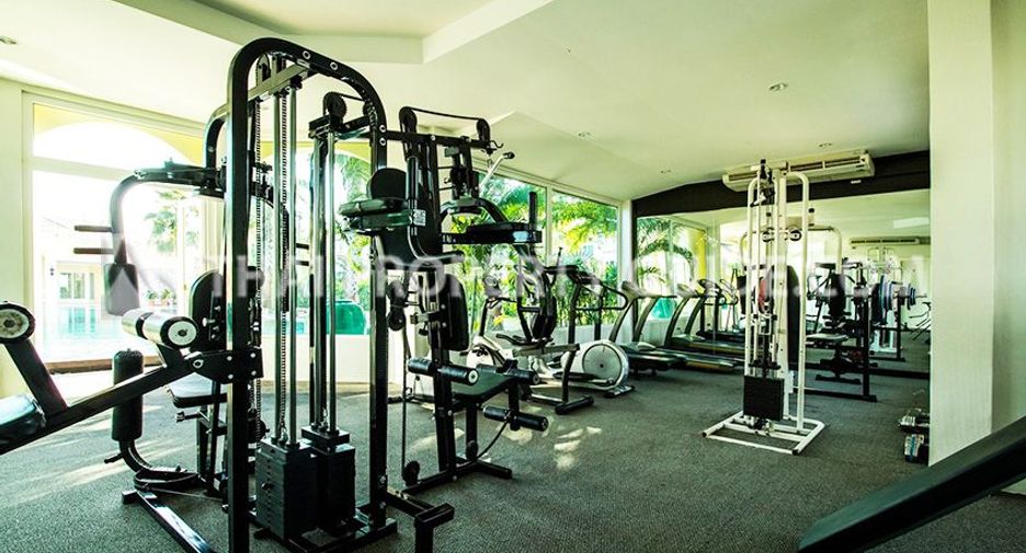 Villa en alquiler y en venta de 4 habitaciones en Prawet, Bangkok