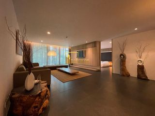 Apartamento con servicios en alquiler de 2 habitaciones en Khlong Toei, Bangkok