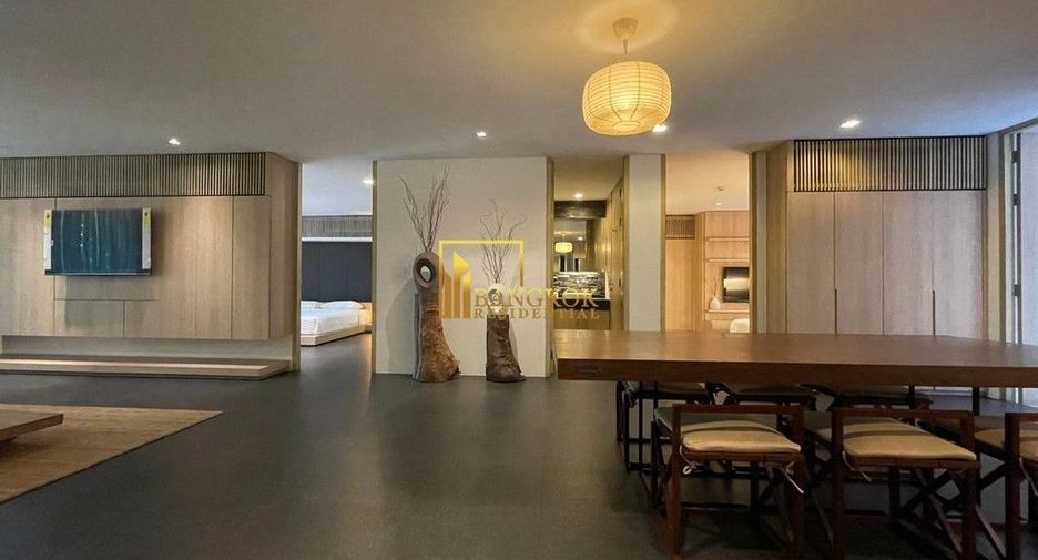 For rent 2 ベッドルーム serviced apartment in Khlong Toei, Bangkok