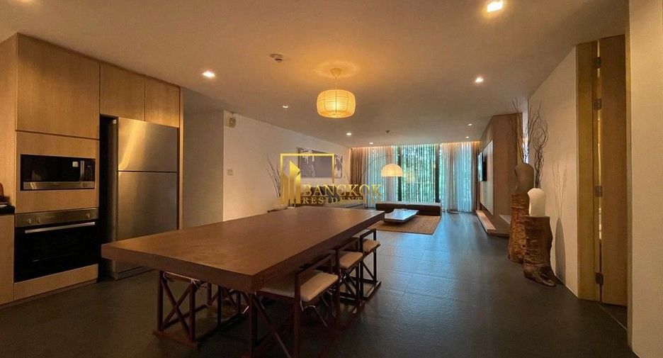 For rent 2 ベッドルーム serviced apartment in Khlong Toei, Bangkok