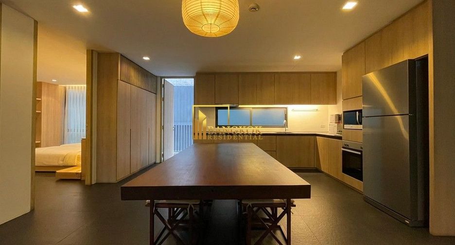 For rent 2 ベッドルーム serviced apartment in Khlong Toei, Bangkok