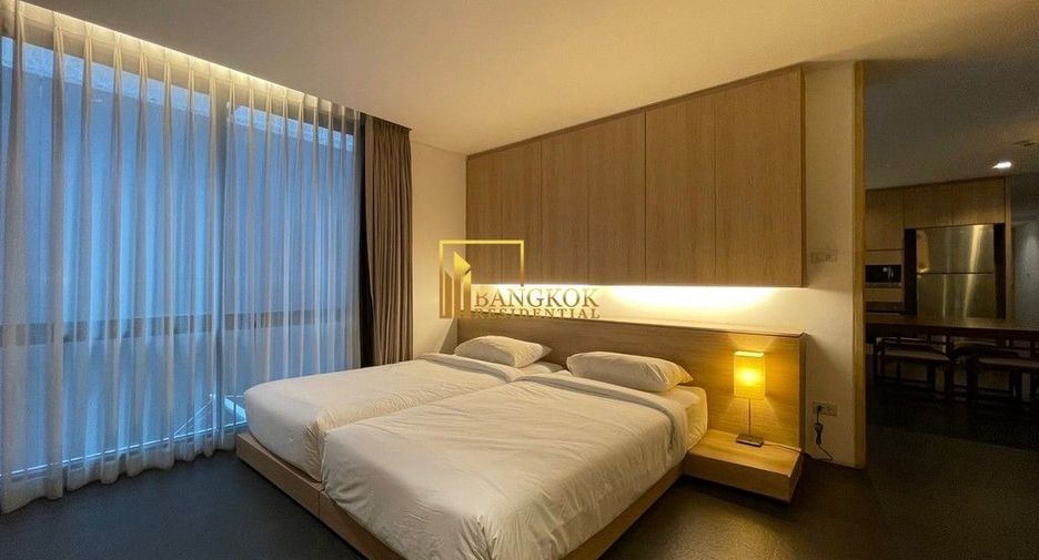 For rent 2 ベッドルーム serviced apartment in Khlong Toei, Bangkok