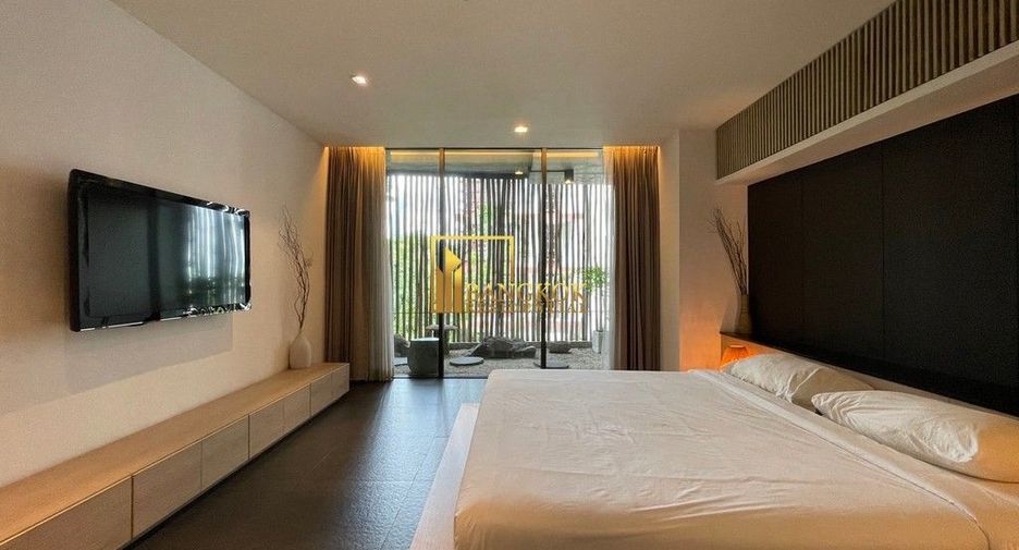 For rent 2 ベッドルーム serviced apartment in Khlong Toei, Bangkok